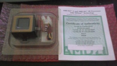 02 - AMD K6-2 500 BOX Unpacked CoA and CPU package.jpg