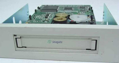 Seagate_STT320000A_drive.jpg