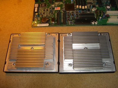 Xeon 900 2M x2.JPG