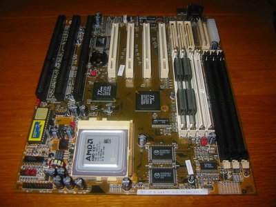PC Chips M575.jpg
