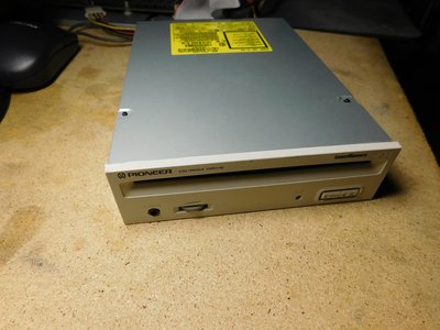 Pioneer Slot In CD Reader.JPG