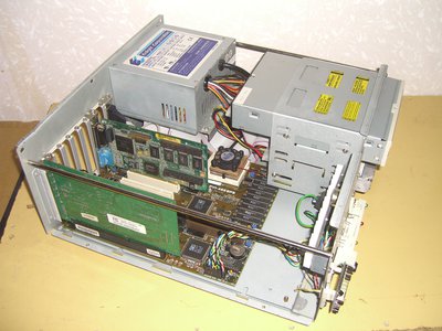 Inside_486_DX4-100_system.JPG