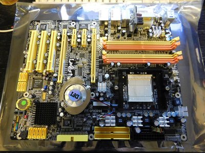 DFI CFX3200 AMD RD580.jpg