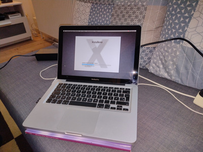 MacBookPro2011.jpg