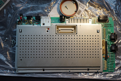 Atari 800 Innards Shield.jpg