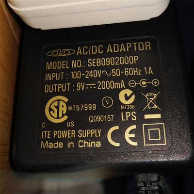 ac_adapter.jpg