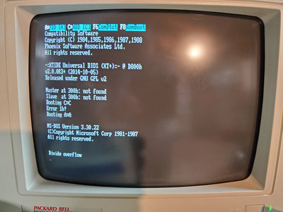 Tandy TL2 Lo-tech boot hang 2.jpg