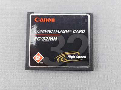 Canon Sandisk 32MB front.jpg
