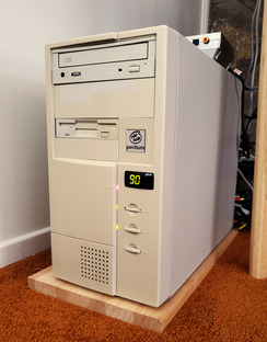 Pentium 90 Build.jpg
