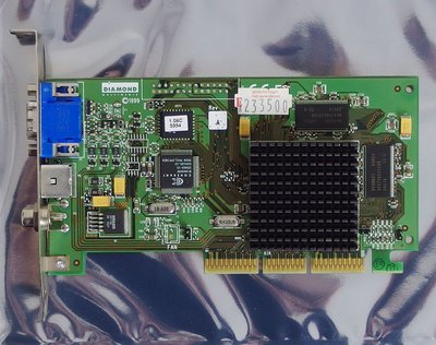 Diamond Viper II Z200 S3 Savage 2000 32MB AGP videokaart 2d.jpg