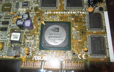 ASUS V6600 chip closeup.jpg