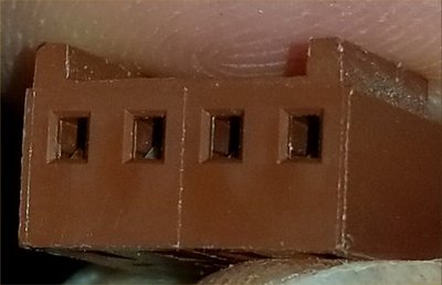 4-pin fan.jpg