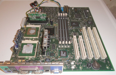 eserver xSeries 342_02.JPG
