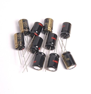 Capacitors.jpg