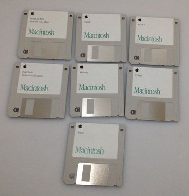 MacOS 7.1 Install disks.jpg