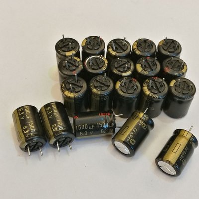 Capacitors-003.jpg