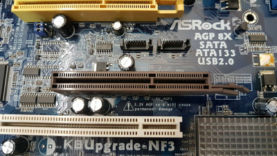 ASRock K8Upgrade-NF3 AGP.jpg