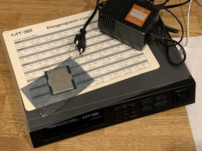 Roland-MT-32-Xeon-E7-4880V2.jpeg