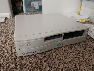 Gateway 2000 Sleeper Front.jpg