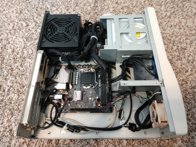 Gateway 2000 Sleeper Cables Managed.jpg