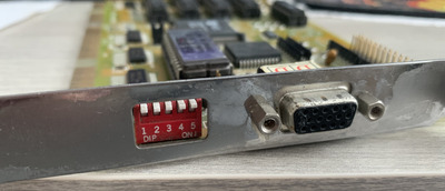 WD90C30-LR-DIP-switches.jpg