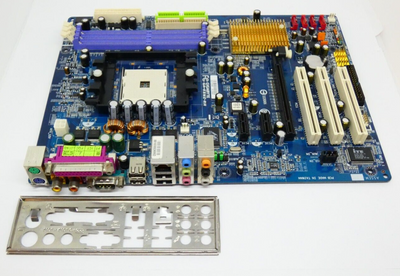 Gigabyte GA-K8NE-RH.png