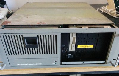 rackmount-frontpanel.jpg