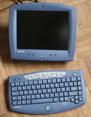 compaq-ia-front.jpg