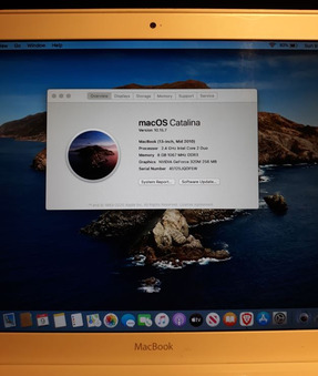 macbook unibody 2010.JPG