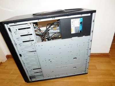 Dumpster Computer 03.jpg
