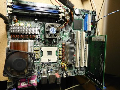 Asus NCCH-DL 1 CPU.JPG