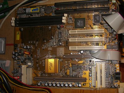 PC-Chips-M729.JPG