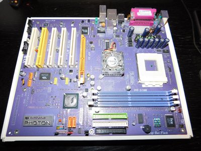 ECS Photon AF1 VIA KT600.jpg