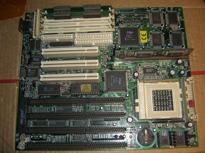 PC Chips M507 i430FX now clean.JPG