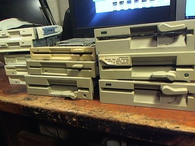 floppy_drives.jpg