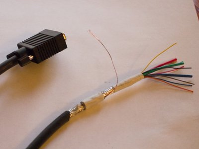 new-vga-cable-1.jpg