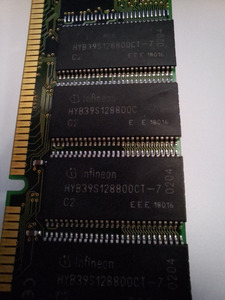 Infineon-Closeup.jpg