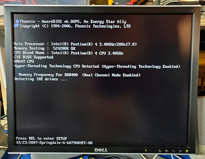 DFI ITOX G7S620-N New CPU Pentium 4 651 boot up.jpg
