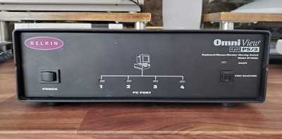 Beklin Omniview kvm switch front.jpg