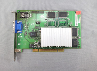 Voodoo3 2000 PCI nonworking - front.jpg
