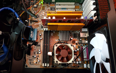 geforce_4200_new_heatsink_03.jpg