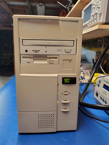 Pentium 90 build 02.jpg