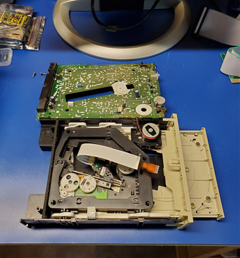 Toshiba 6x CD-ROM repair attempt.jpg