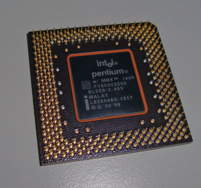 Pentium MMX 200 002.JPG
