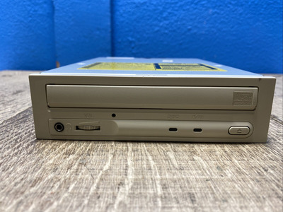 Mitsumi 4x-8x CDRom 1.jpg