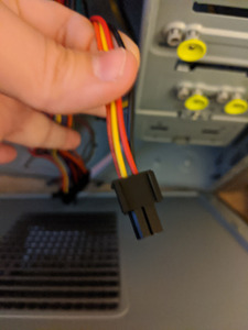 4-pin Connector.jpg