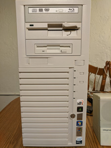 Socket_775_Front.jpg