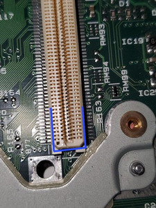 PCMCIA Crack staple.jpg