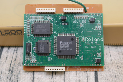 roland_cm-500_daughter_pcb.jpg