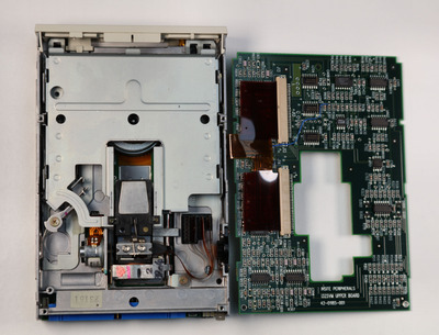 Floptical Top (PCB Removed - Favoring Drive - PC).jpg